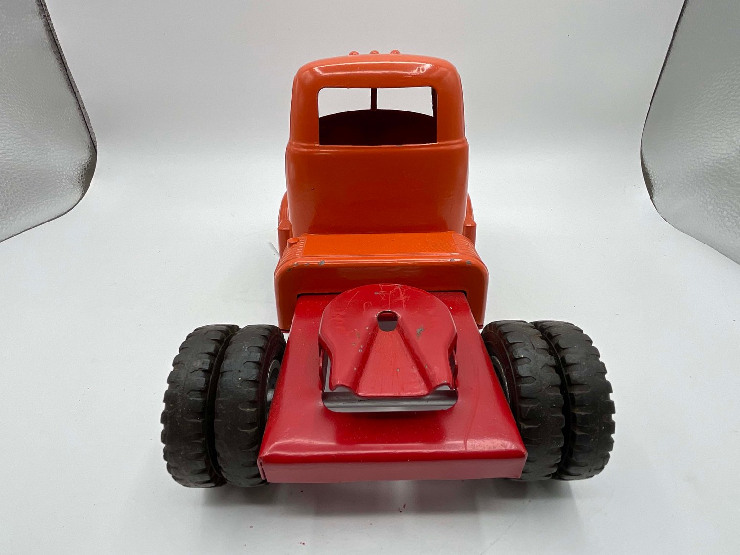 Image for Vintage Tin and Metal Toys and Handmade Knives Online Only Auction