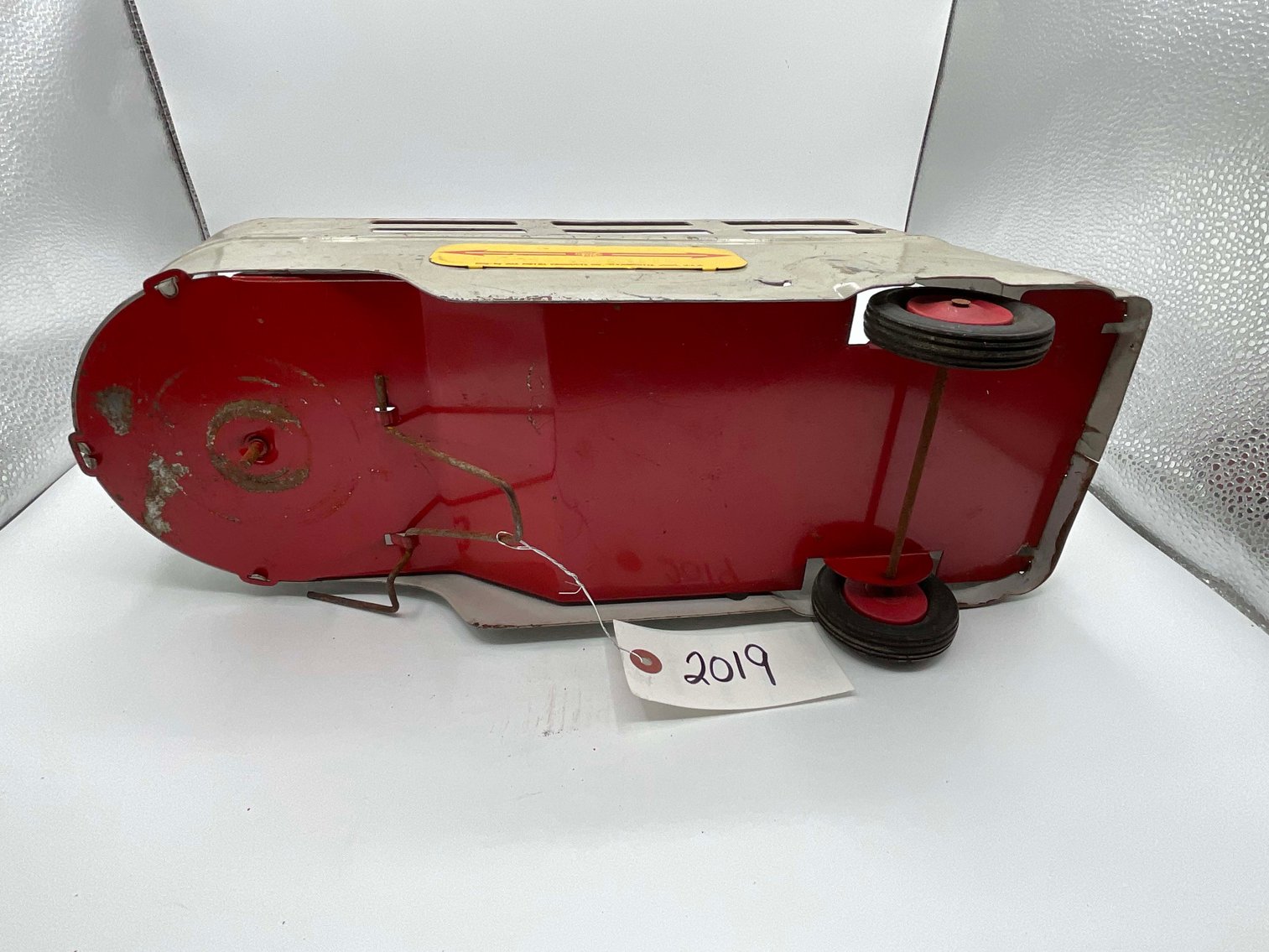 Image for Vintage Tin and Metal Toys and Handmade Knives Online Only Auction