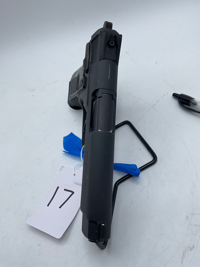 Image for Large Online/Live/Simulcast Firearms Auction