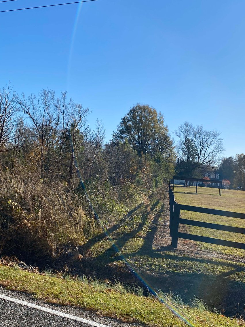 Image for Over 7 acres with a Manufactured Home Selling at Public Auction in Harnett County on 1530 Clark Road, Lillington, NC.