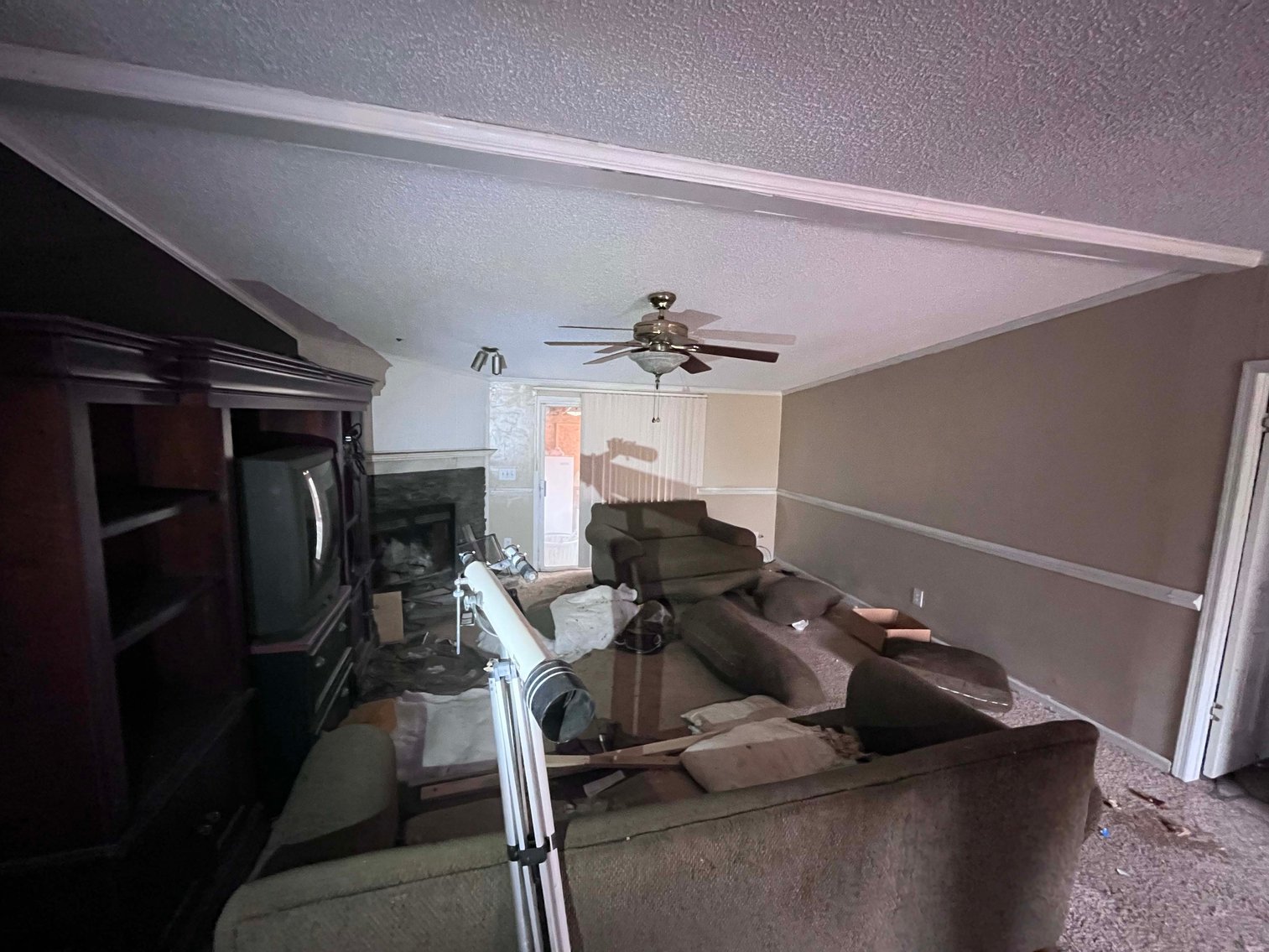 Image for Over 7 acres with a Manufactured Home Selling at Public Auction in Harnett County on 1530 Clark Road, Lillington, NC.