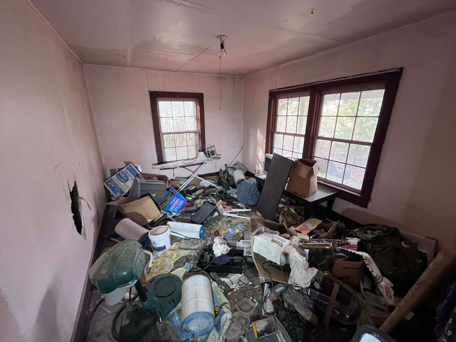 Image for Over 7 acres with a Manufactured Home Selling at Public Auction in Harnett County on 1530 Clark Road, Lillington, NC.