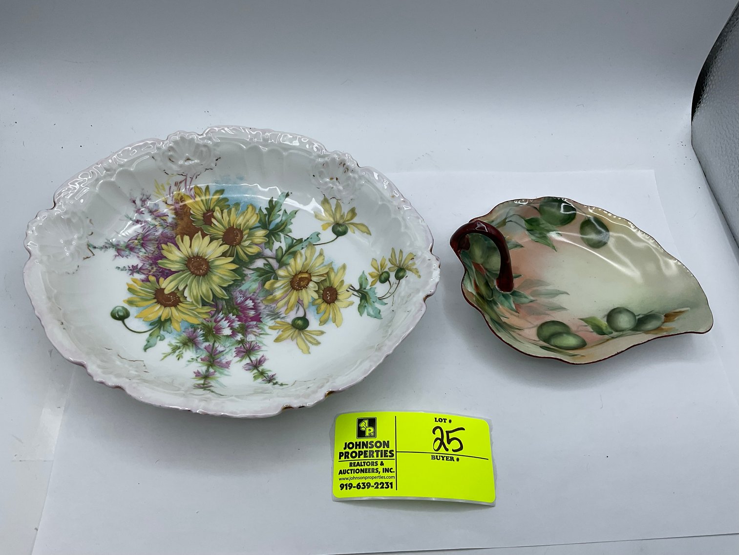 Image for Huge Online Only Collectible, Vintage, Unique Glass and Ceramics Auction!