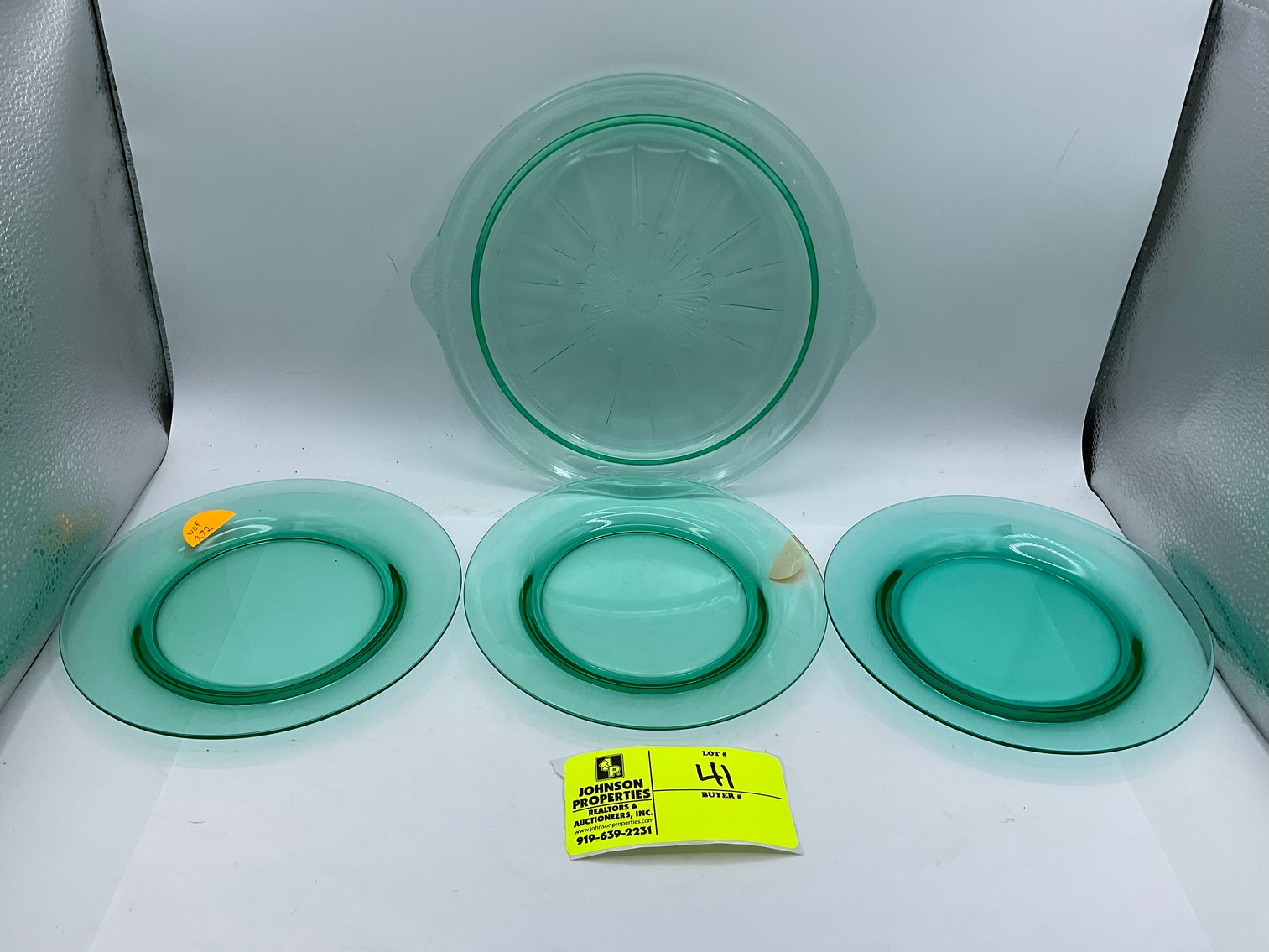 Image for Huge Online Only Collectible, Vintage, Unique Glass and Ceramics Auction!