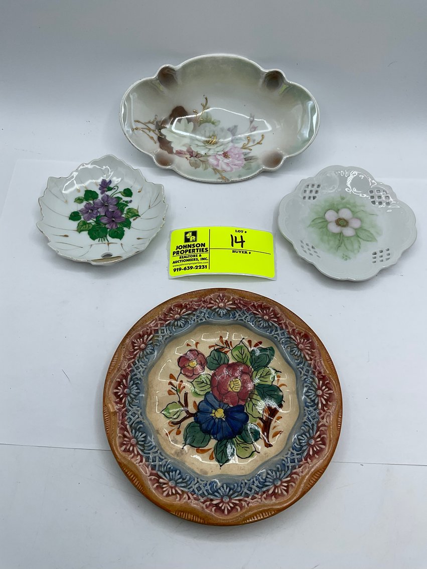 Image for Huge Online Only Collectible, Vintage, Unique Glass and Ceramics Auction!