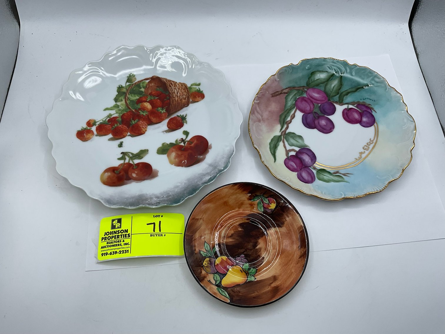 Image for Huge Online Only Collectible, Vintage, Unique Glass and Ceramics Auction!