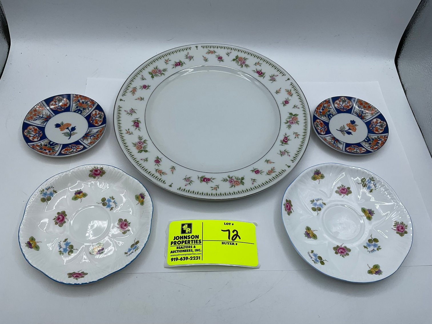 Image for Huge Online Only Collectible, Vintage, Unique Glass and Ceramics Auction!