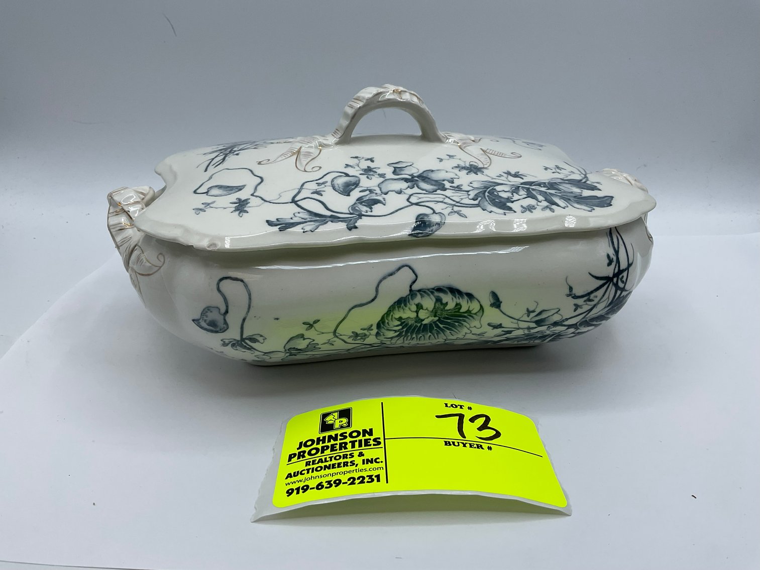 Image for Huge Online Only Collectible, Vintage, Unique Glass and Ceramics Auction!