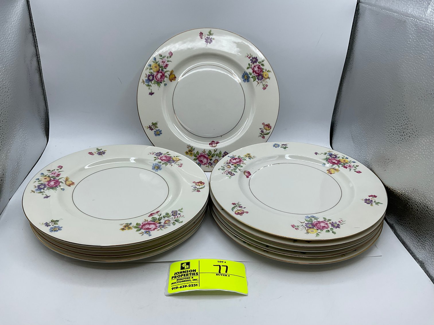 Image for Huge Online Only Collectible, Vintage, Unique Glass and Ceramics Auction!