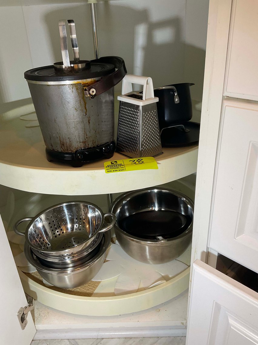 Image for Dunn Personal Property Online Only Auction including fine furnishings, Leather items.