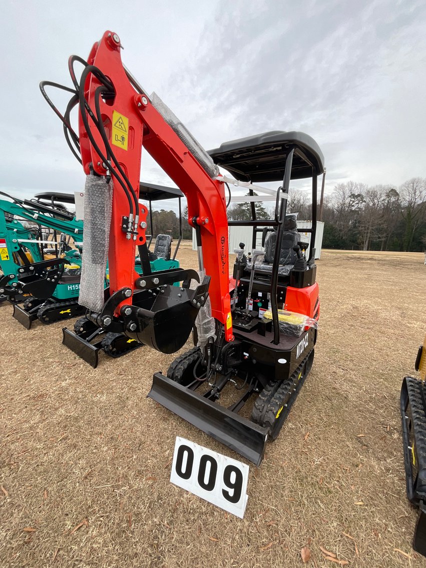 Image for Huge Winter Consignment Auction starts at 9 am!