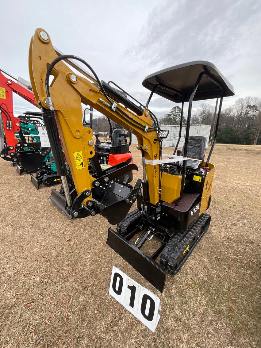 Image for Huge Winter Consignment Auction starts at 9 am!