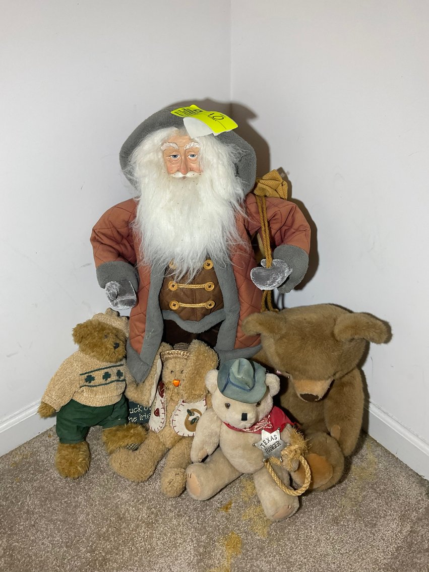 Image for Online Only Personal Property Auction in DonniBrook!