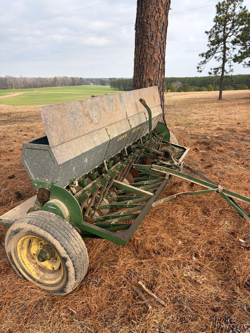 Image for Live Only Misc Farm Equipment Auction!