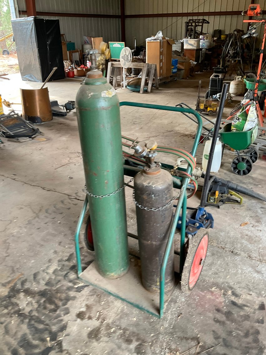 Image for Live Only Misc Farm Equipment Auction!