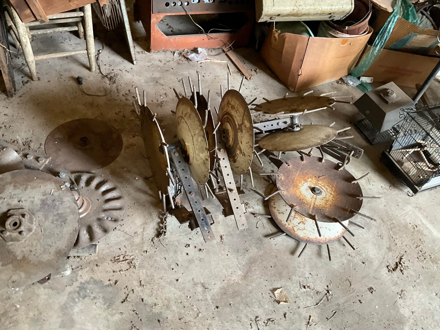 Image for Live Only Misc Farm Equipment Auction!