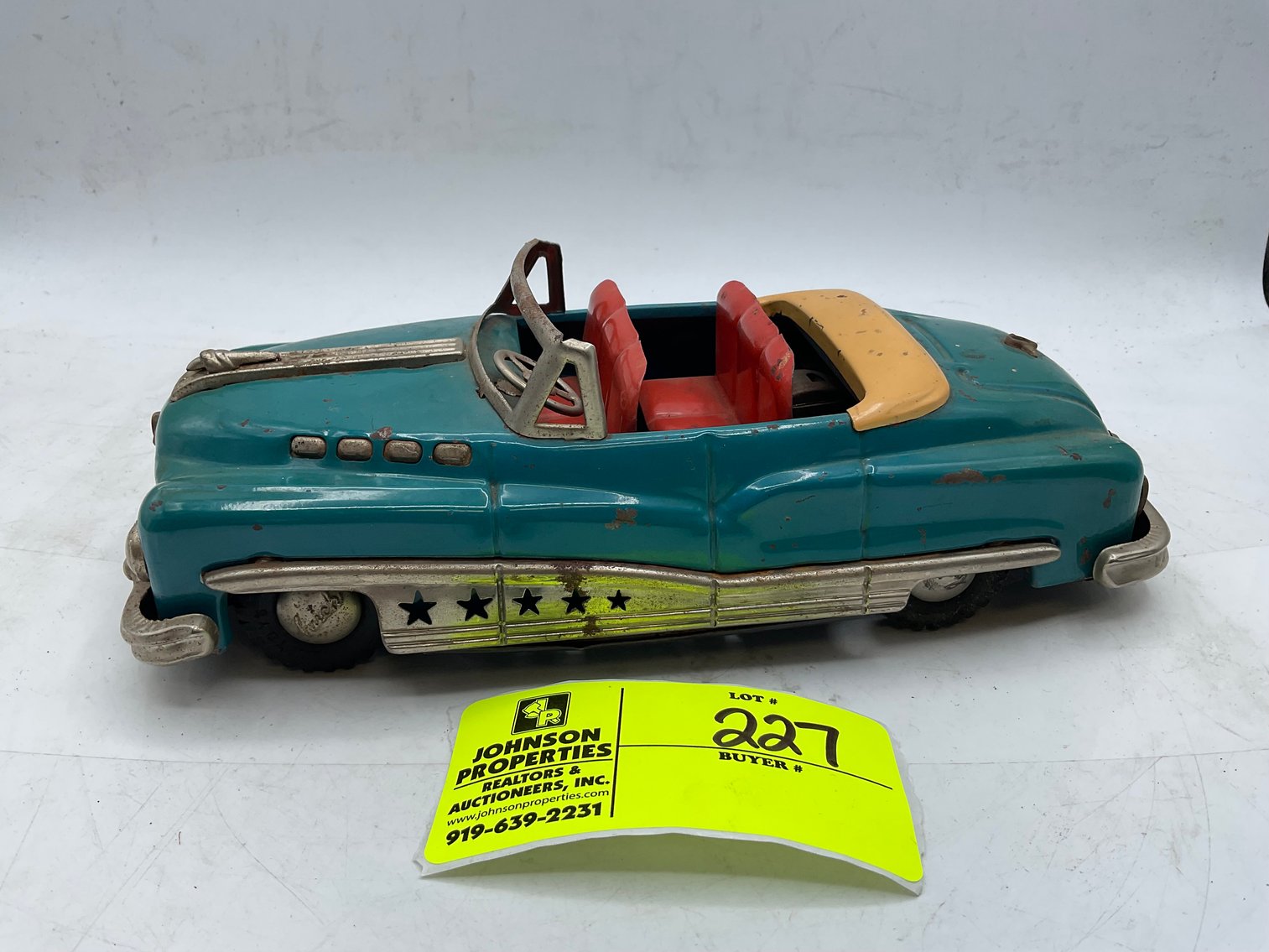 Image for Online Only Multi Consignor Personal Property Auction at JP!