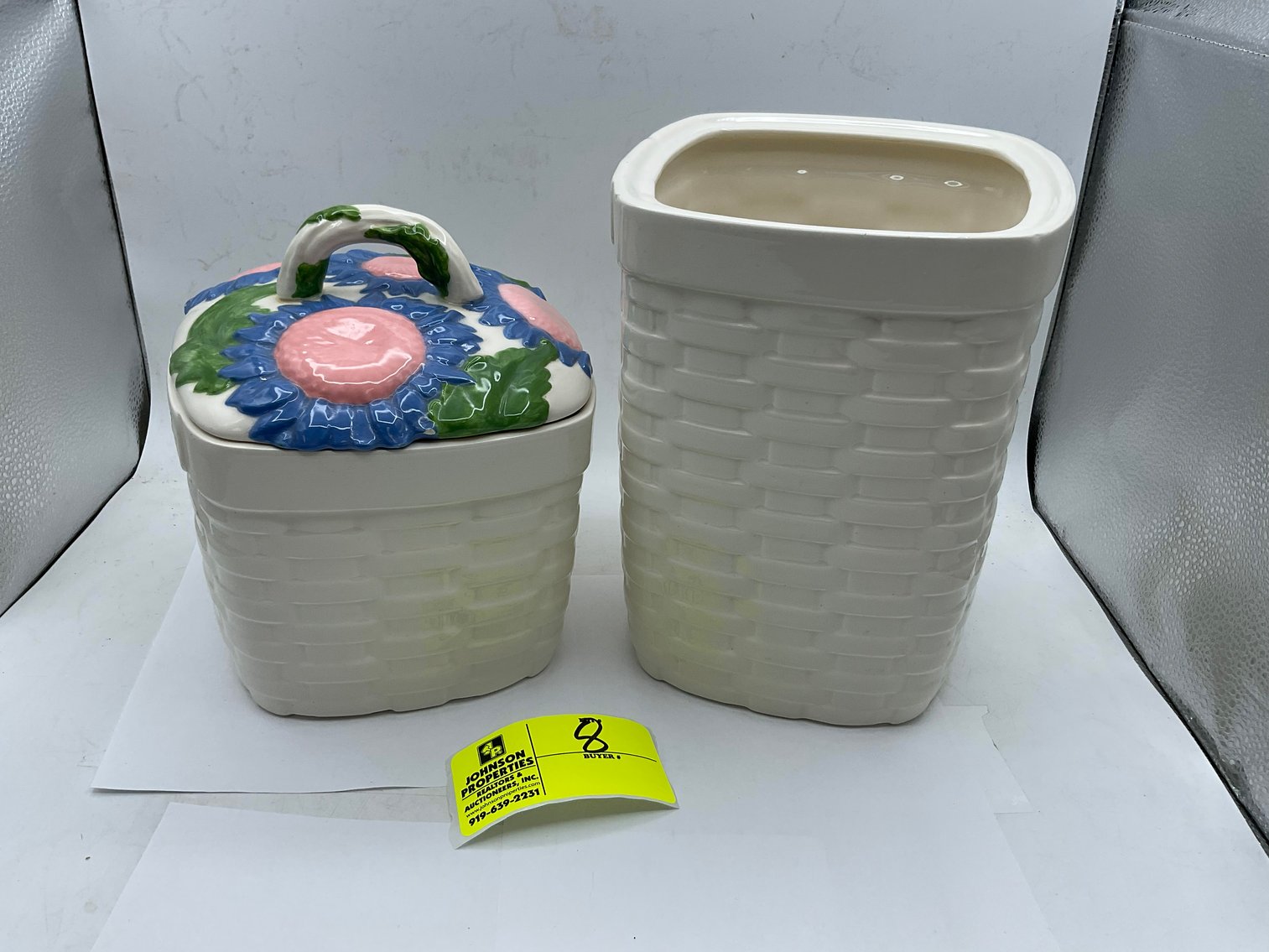 Image for Round 2 Huge Online Only Collectible, Vintage, Unique Glass and Ceramics Auction!