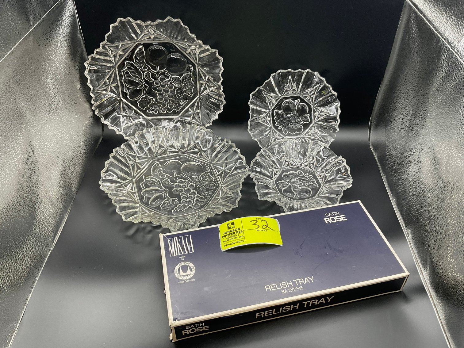 Image for Round 2 Huge Online Only Collectible, Vintage, Unique Glass and Ceramics Auction!