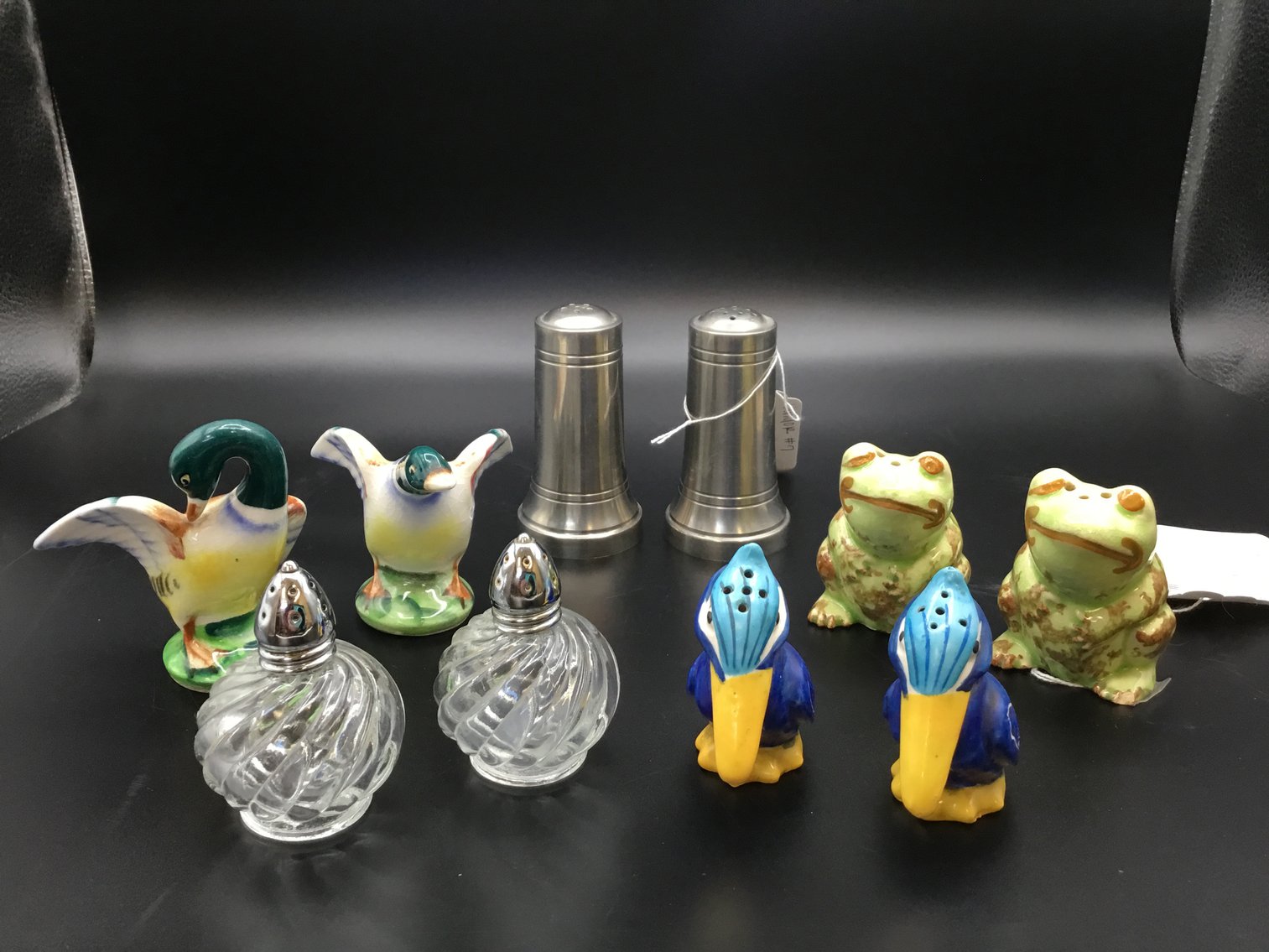 Image for Round 2 Huge Online Only Collectible, Vintage, Unique Glass and Ceramics Auction!