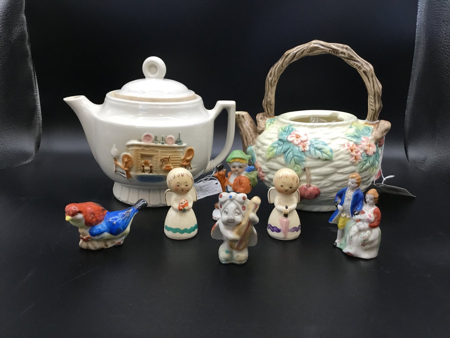 Image for Round 2 Huge Online Only Collectible, Vintage, Unique Glass and Ceramics Auction!