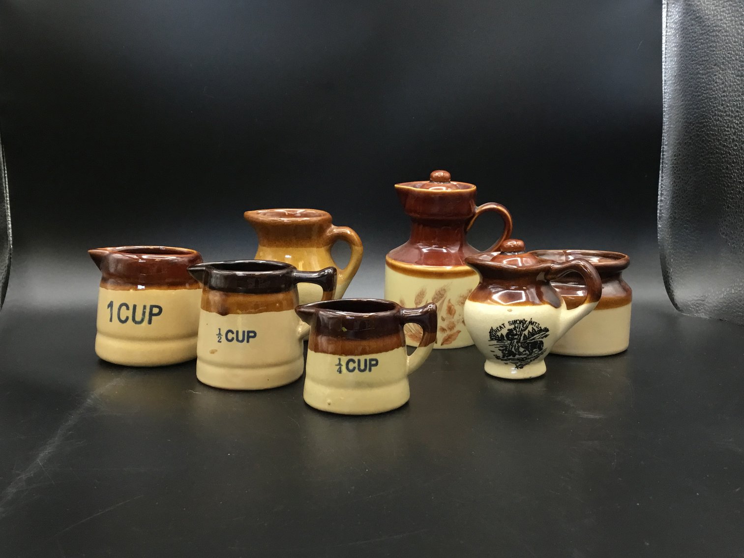 Image for Round 2 Huge Online Only Collectible, Vintage, Unique Glass and Ceramics Auction!