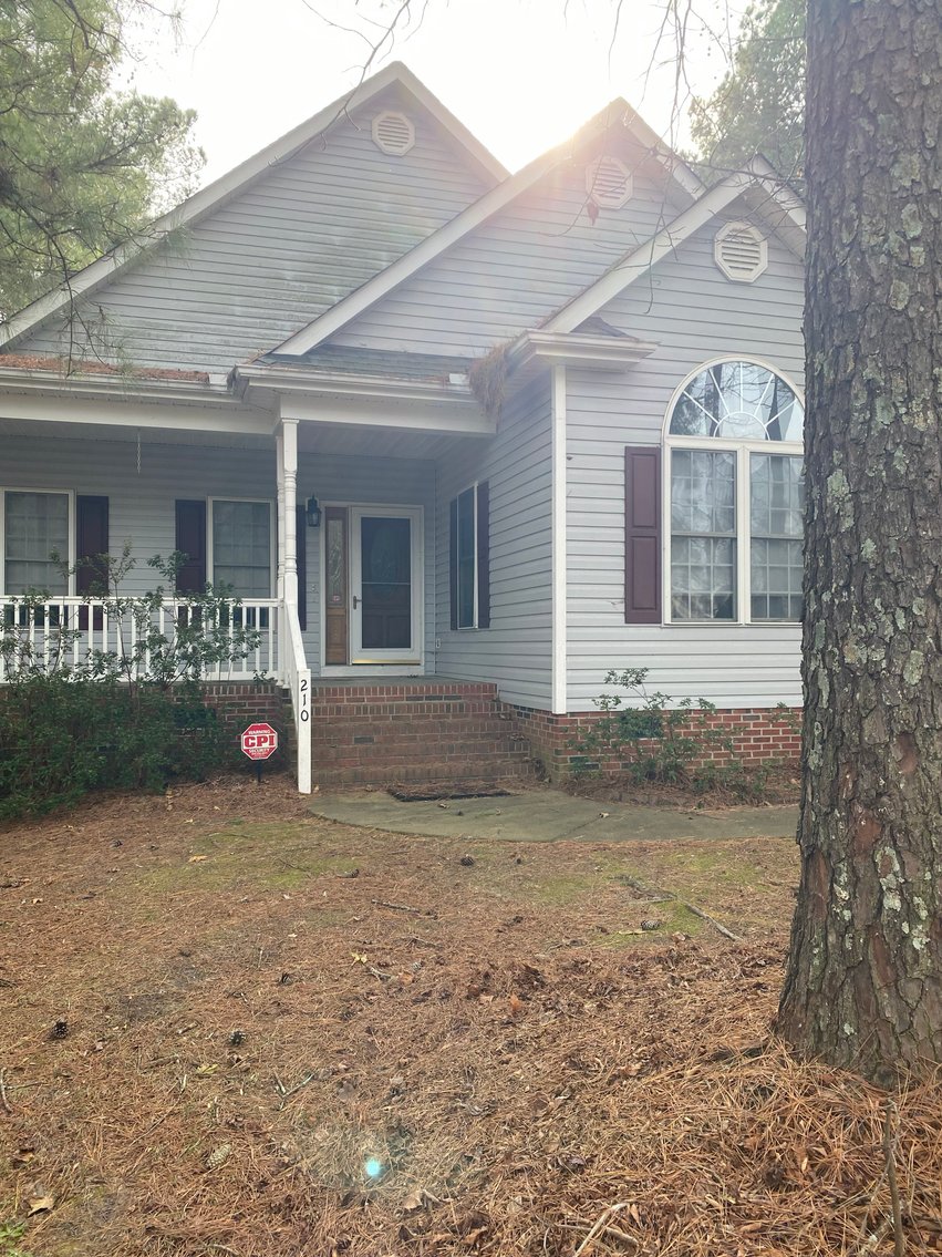 Image for DonniBrook Single Family Home Online/Live Auction!