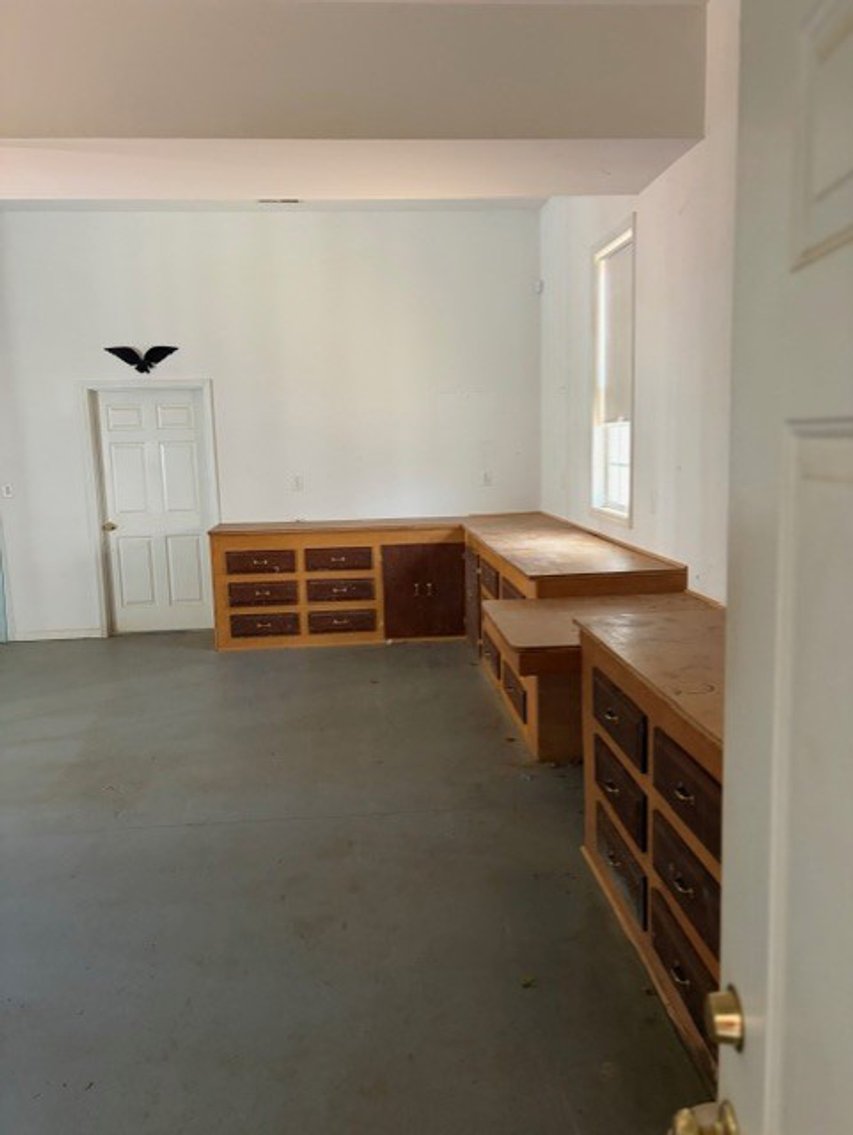 Image for DonniBrook Single Family Home Online/Live Auction!