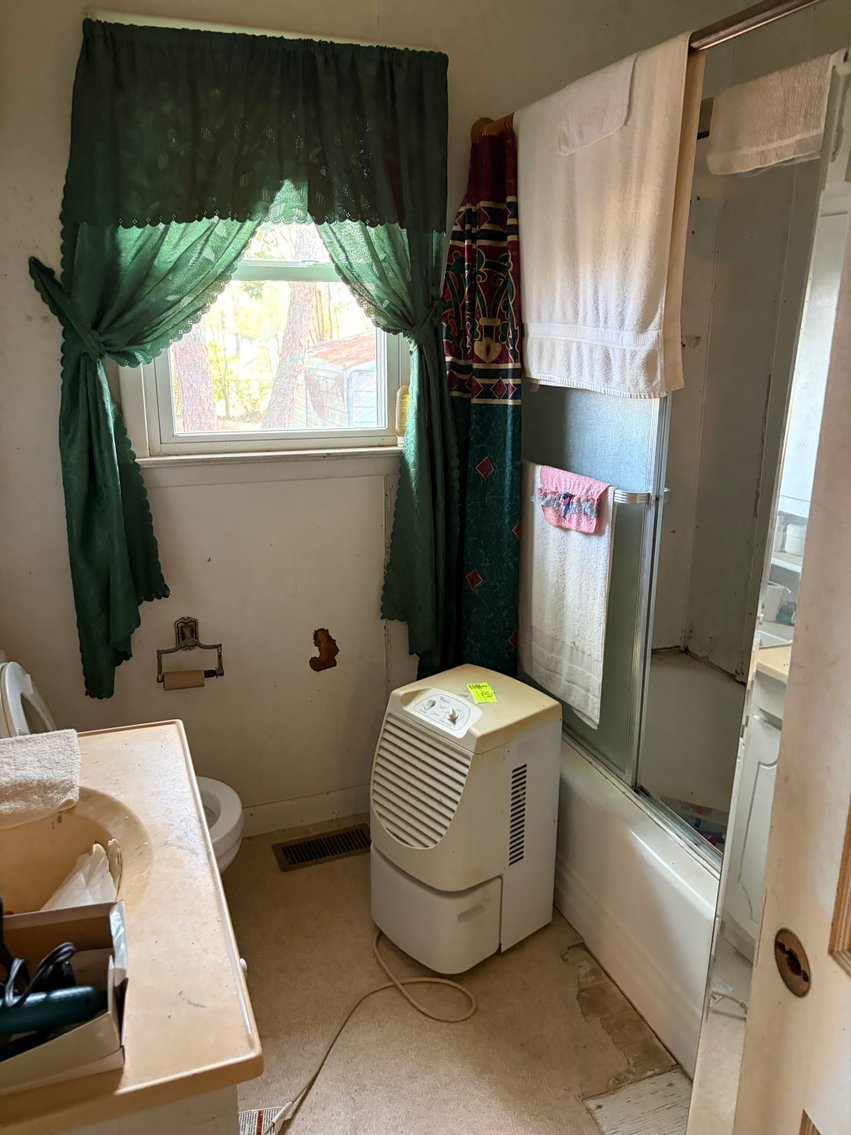 Image for Cute Brick Ranch Home in Erwin Selling at Absolute Auction!!