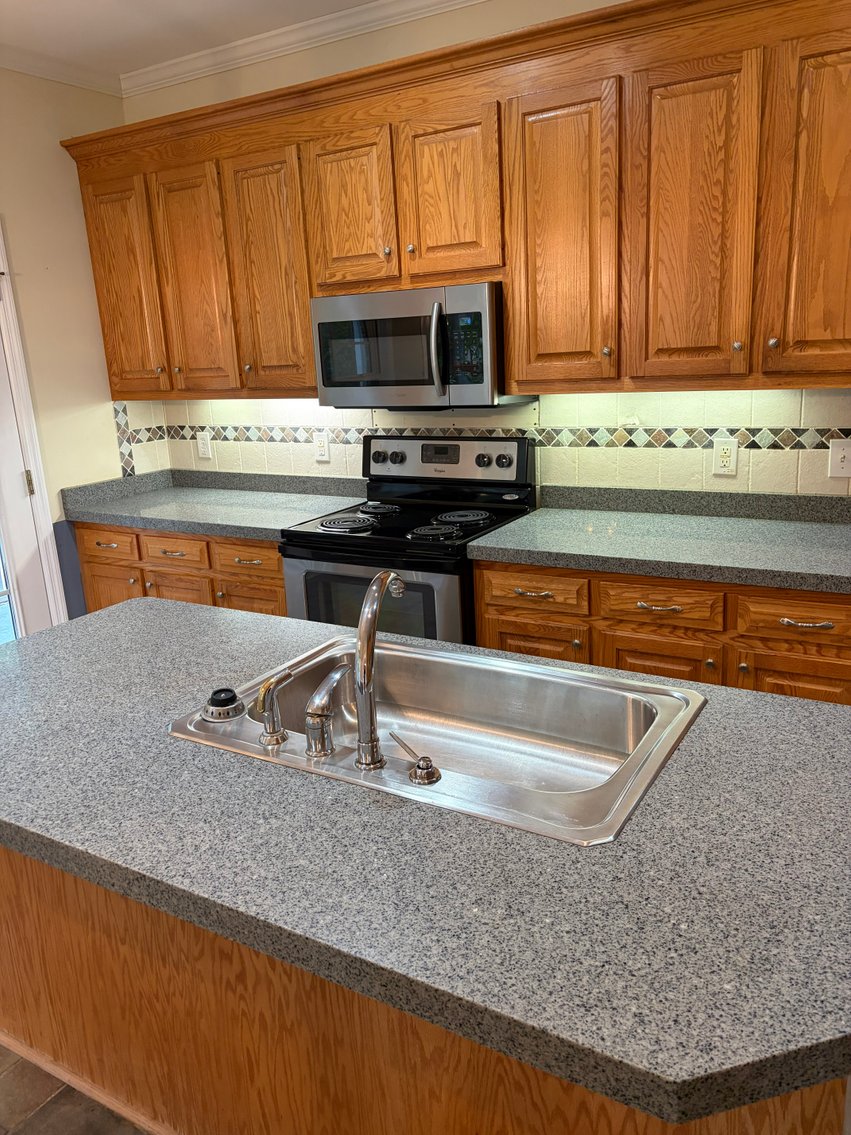 Image for DonniBrook Single Family Home Online/Live Auction!