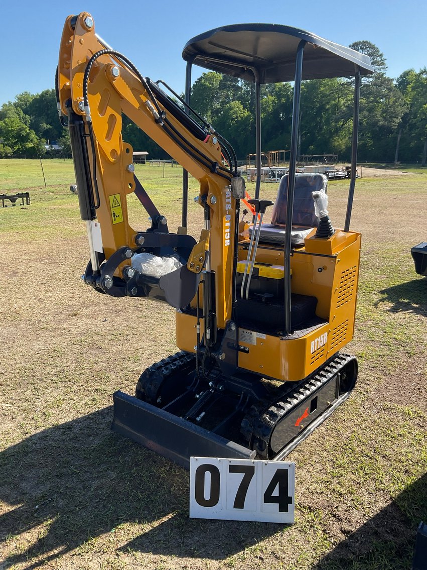 Image for Online / Live / Simulcast Equipment Auction Held at JP Headquarters– Compact Construction & Recreational Units