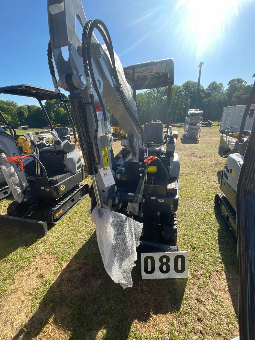 Image for Online / Live / Simulcast Equipment Auction Held at JP Headquarters– Compact Construction & Recreational Units