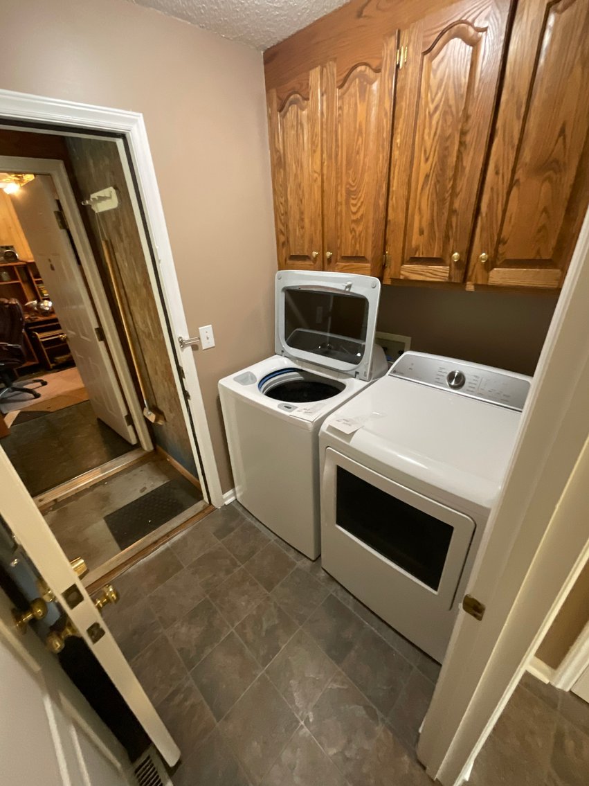 Image for Awesome Ranch Single Family Home 40/42 Cleveland Area for Auction!