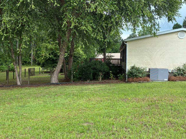 Image for Country Living Awaits – Happy Trails Simulcast Auction
