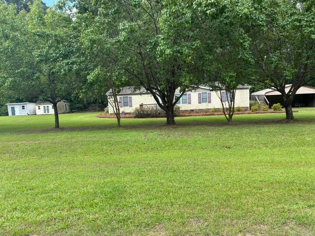 Image for Country Living Awaits – Happy Trails Simulcast Auction