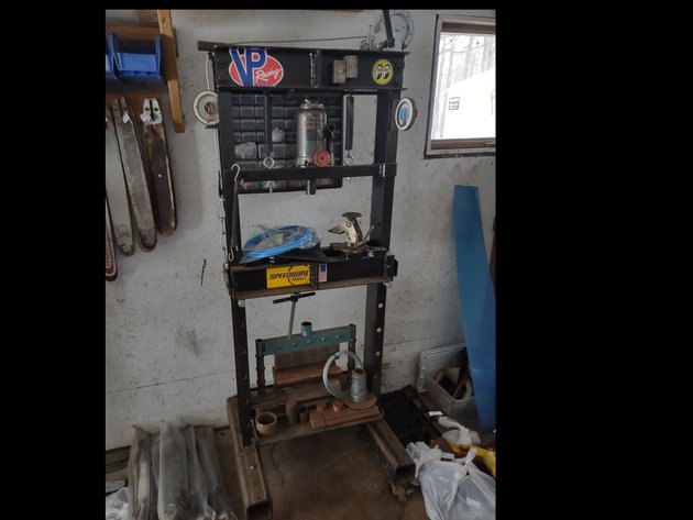 Image for Estate-Ford Fiesta, Tools, Chainsaws, Earnhardt Collectibles