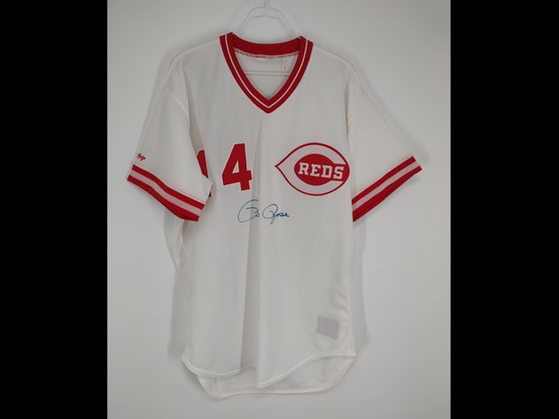 Image for #35-FCA Benefit and Modern Sports Card and Memorabilia Online Auction