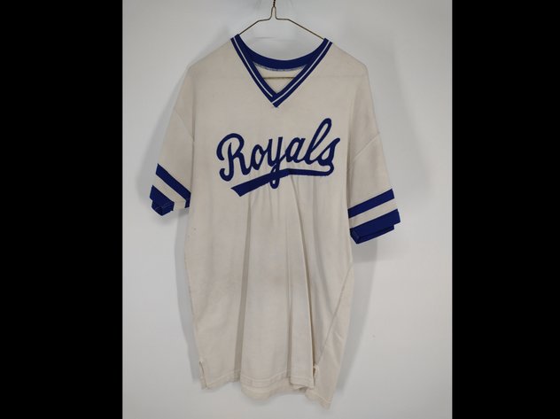 Image for #35-FCA Benefit and Modern Sports Card and Memorabilia Online Auction