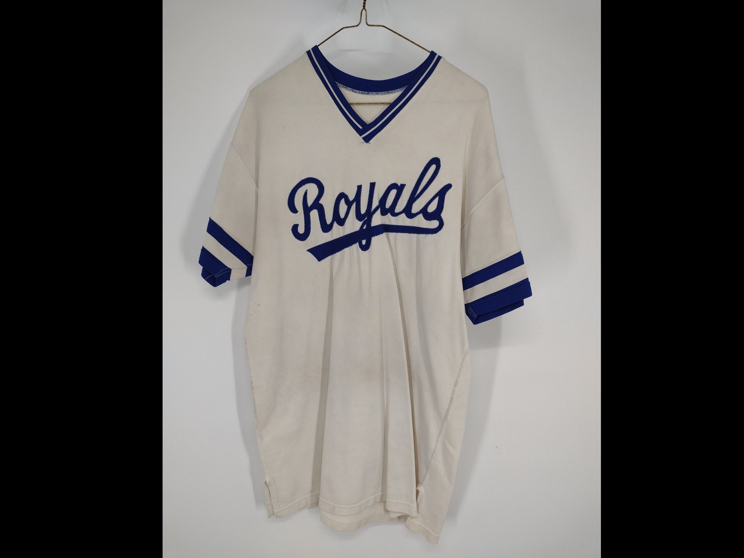 Image for #35-FCA Benefit and Modern Sports Card and Memorabilia Online Auction