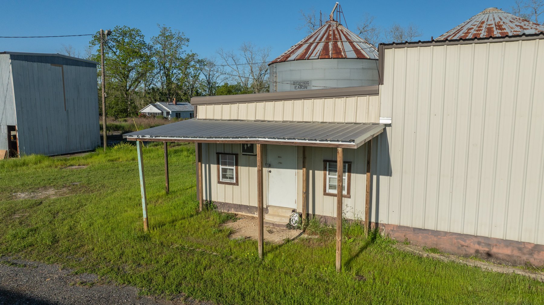 Image for Commercial Investment Opportunity - 3.29+/- Acres - Warehouse, Grain Storage & Shop