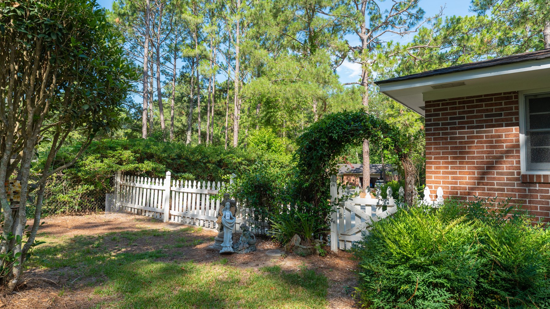 Image for Nancy Ann Bledsoe Estate - Beautiful Brick Ranch-Style Home in Carlton Woods Subdivision