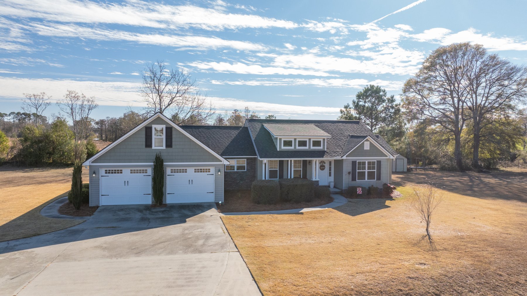 Image for Charming Burnside Estates Home - 1,888 SF, Screened-In Porch, Vaulted Ceilings, & More