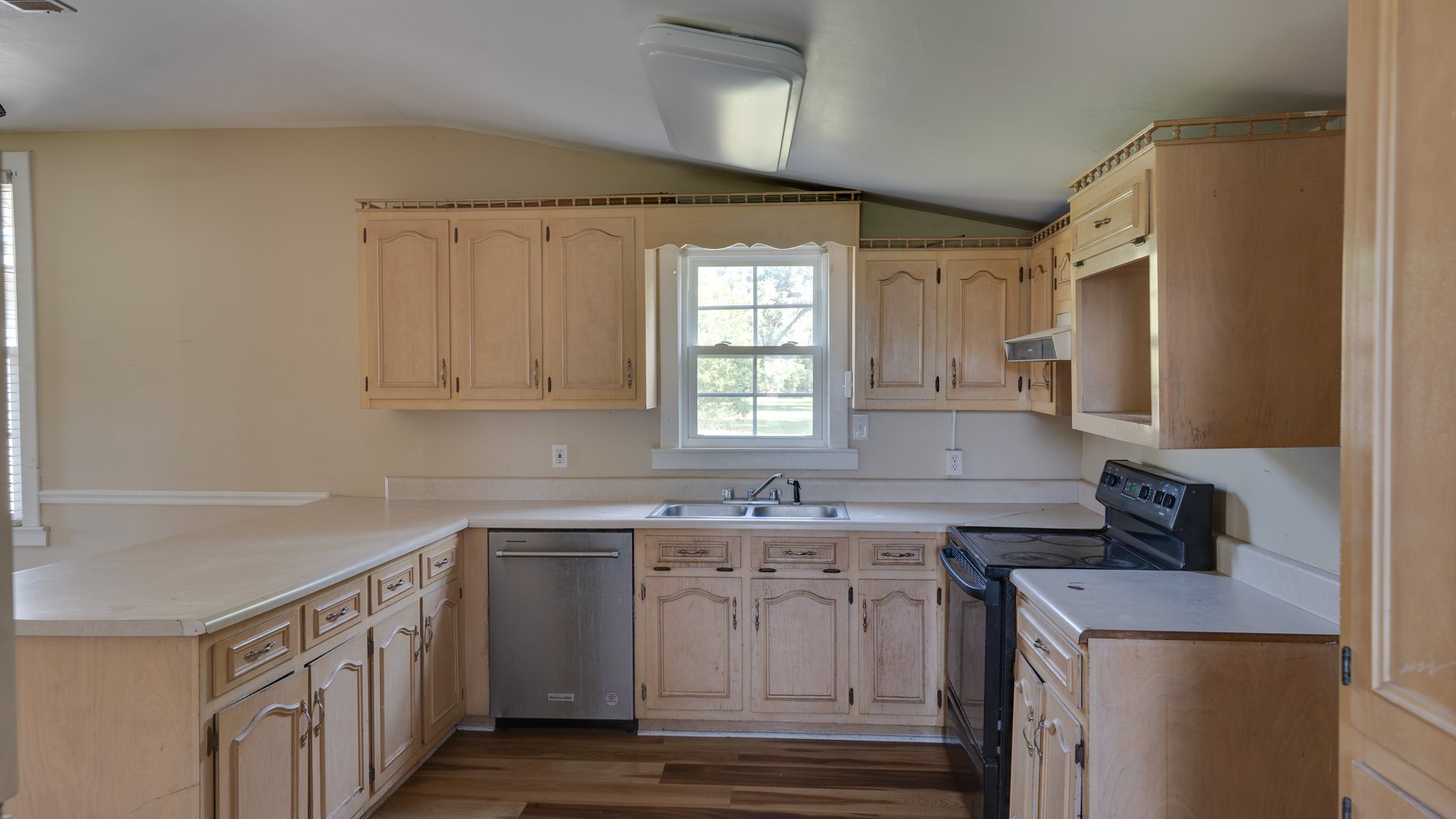 Image for Industrial Investment Opportunity - 2.9+/- Total Acres - Great Business Location