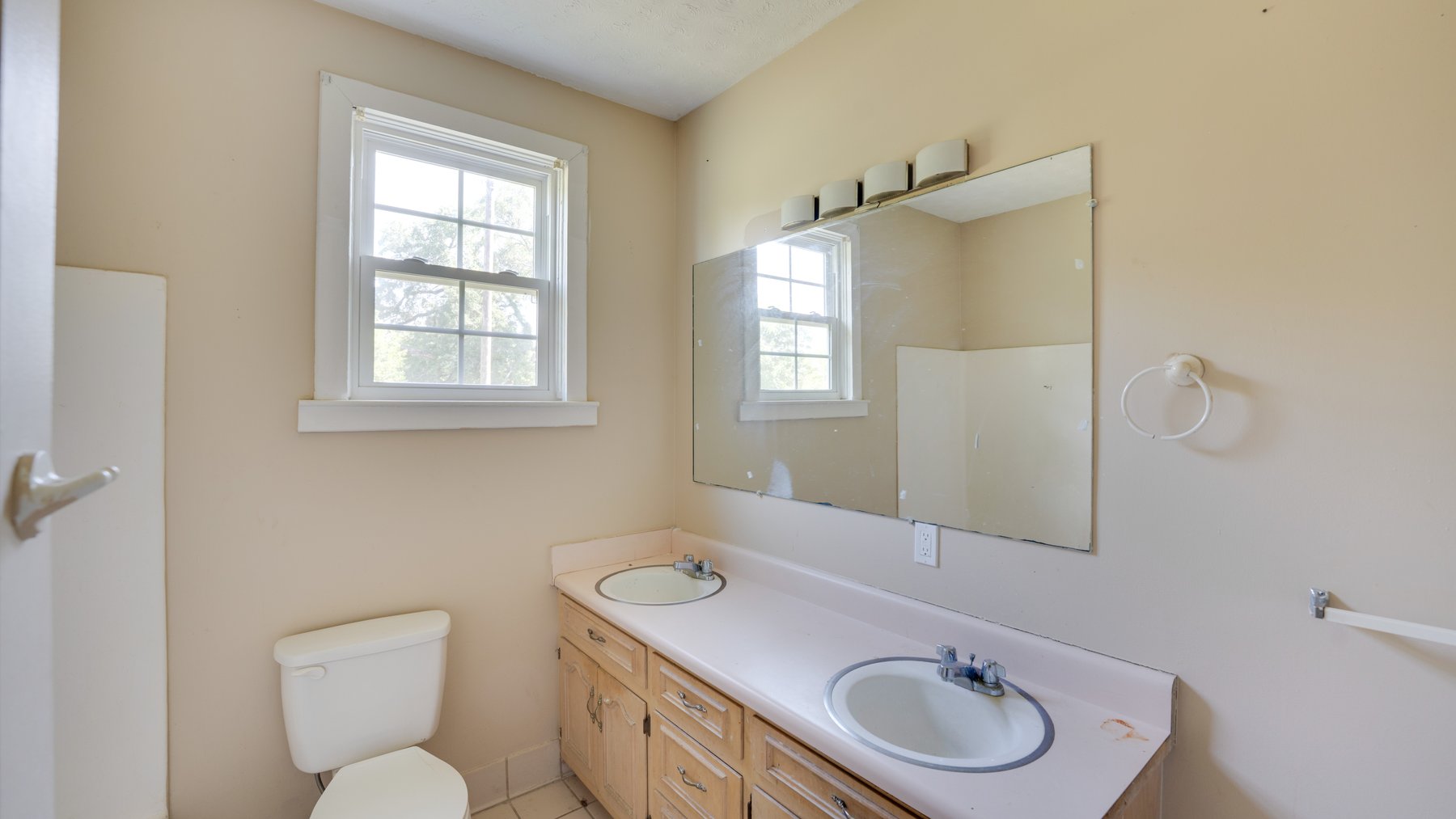 Image for Industrial Investment Opportunity - 2.9+/- Total Acres - Great Business Location