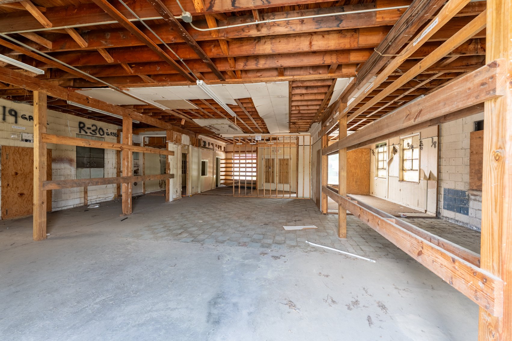 Image for High-Traffic Commercial Property on 2.4+/- Acres - Prime Retail & Warehouse Space - 30,060+/- Total Building SF Offered Divided & as a Whole