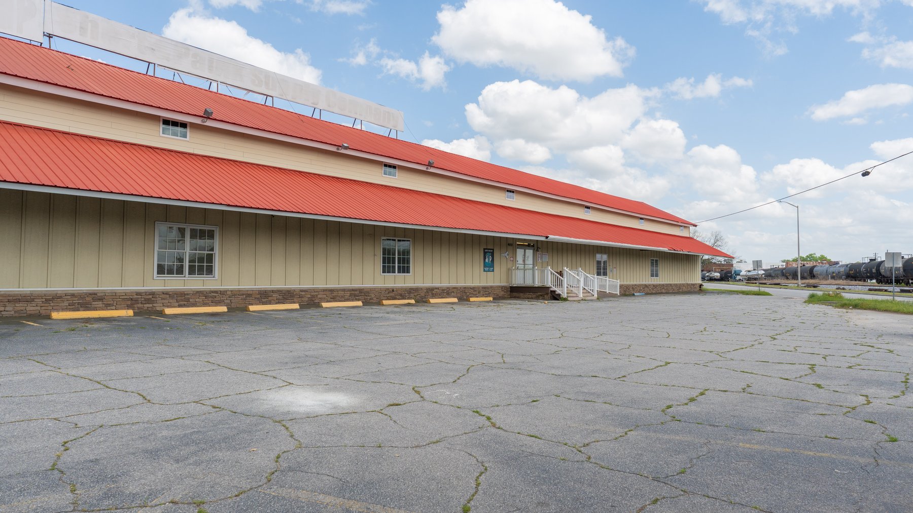 Image for High-Traffic Commercial Property on 2.4+/- Acres - Prime Retail & Warehouse Space - 30,060+/- Total Building SF Offered Divided & as a Whole