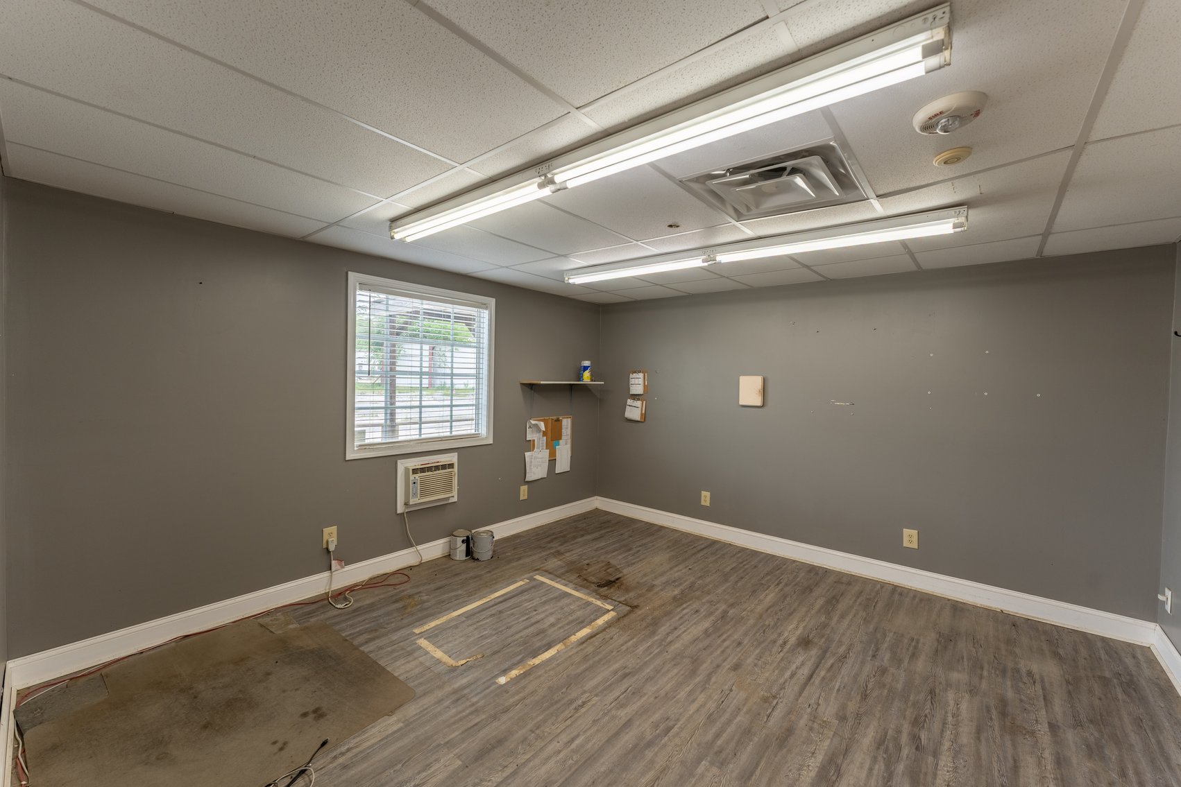 Image for High-Traffic Commercial Property on 2.4+/- Acres - Prime Retail & Warehouse Space - 30,060+/- Total Building SF Offered Divided & as a Whole