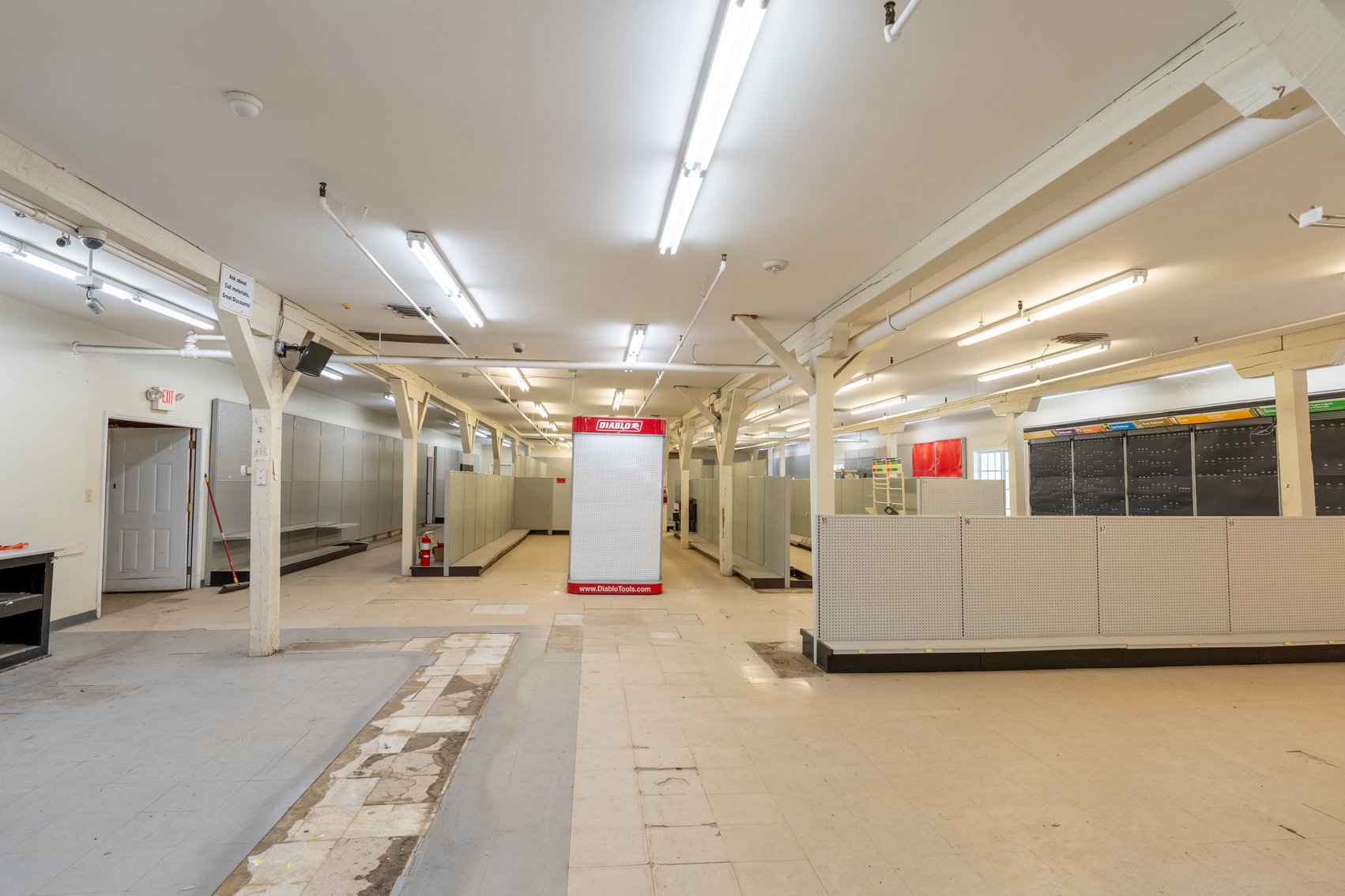 Image for High-Traffic Commercial Property on 2.4+/- Acres - Prime Retail & Warehouse Space - 30,060+/- Total Building SF Offered Divided & as a Whole