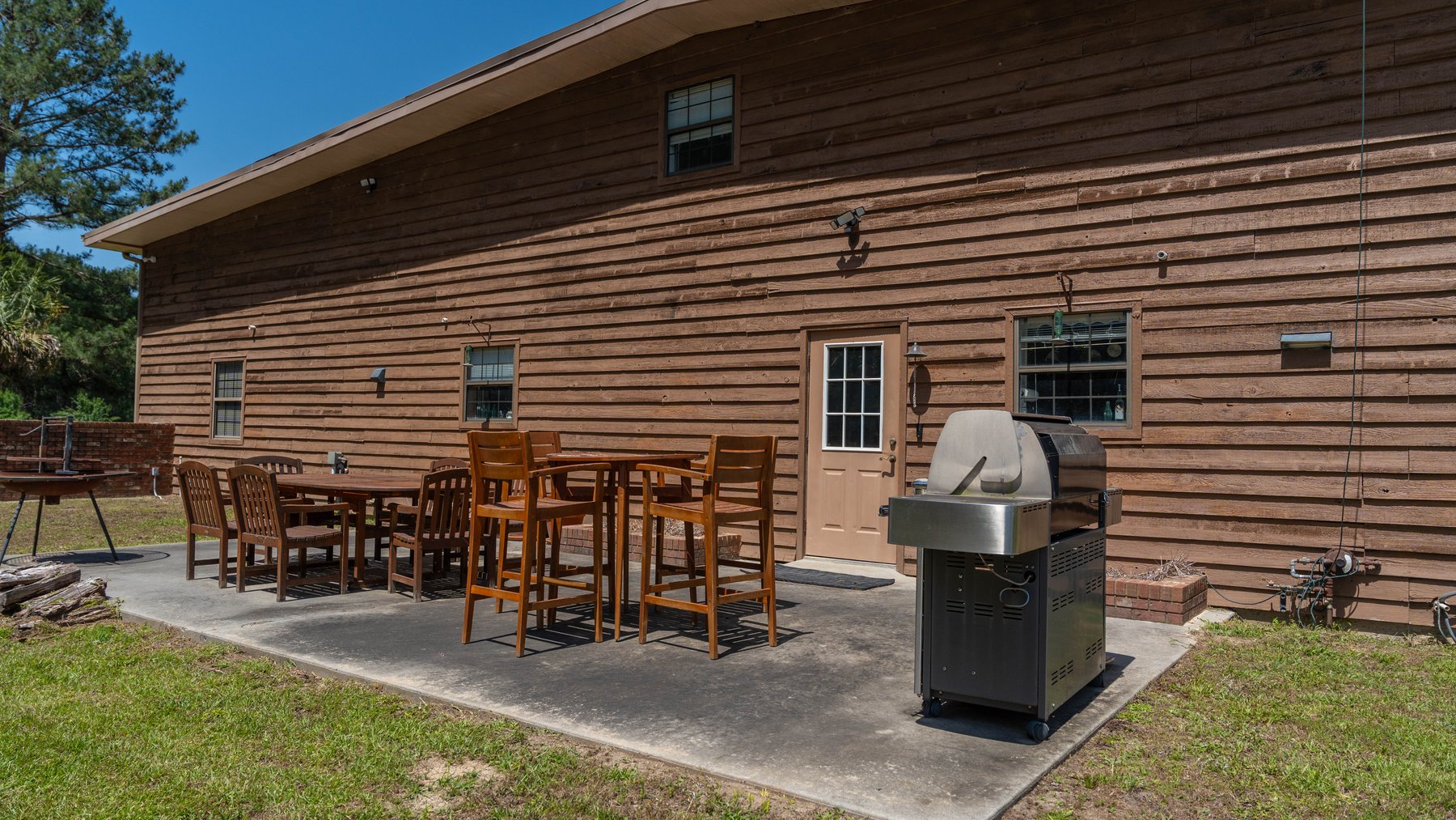 Image for 176+/- Acres - 6,546+/- SF Custom Lodge w/ Stocked Ponds & Food Plots - Mature Timber & Rocky Creek Frontage