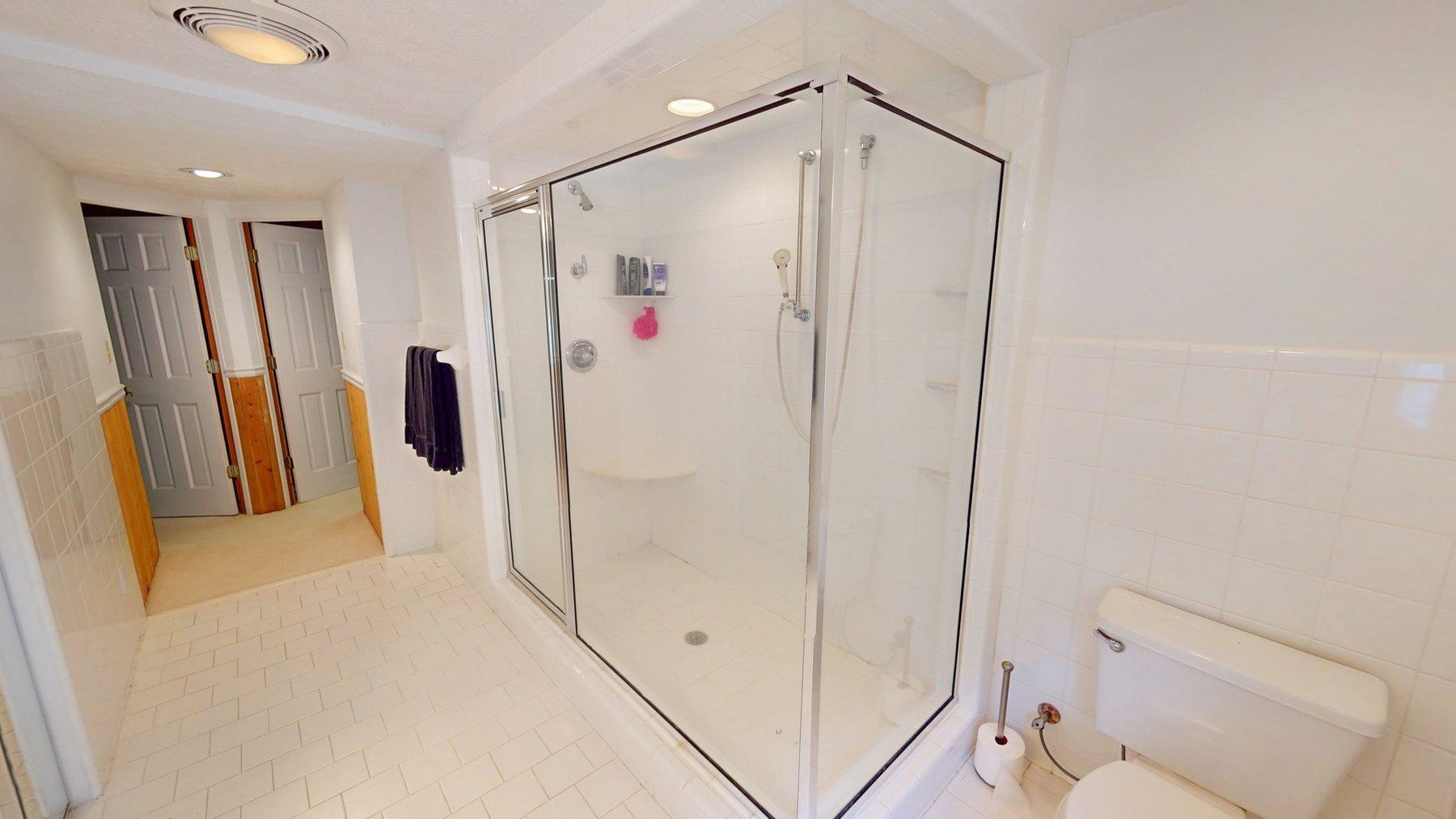 Image for 176+/- Acres - 6,546+/- SF Custom Lodge w/ Stocked Ponds & Food Plots - Mature Timber & Rocky Creek Frontage